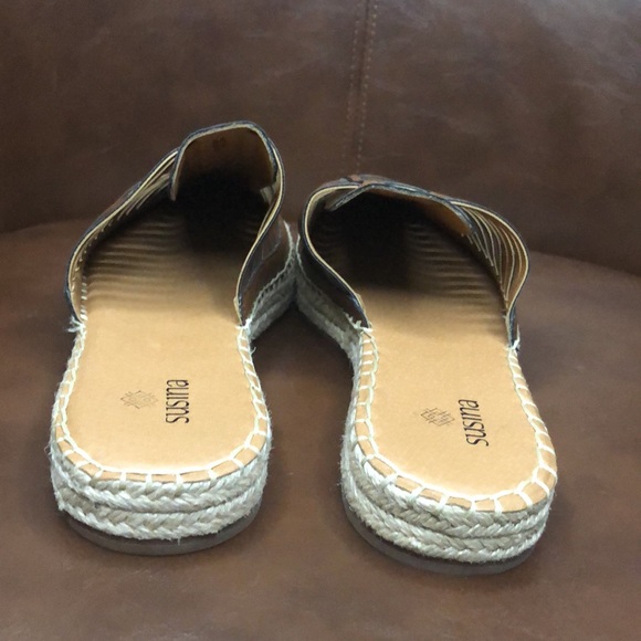 SUSINA Elora Espadrille Mule - Picture 8 of 9